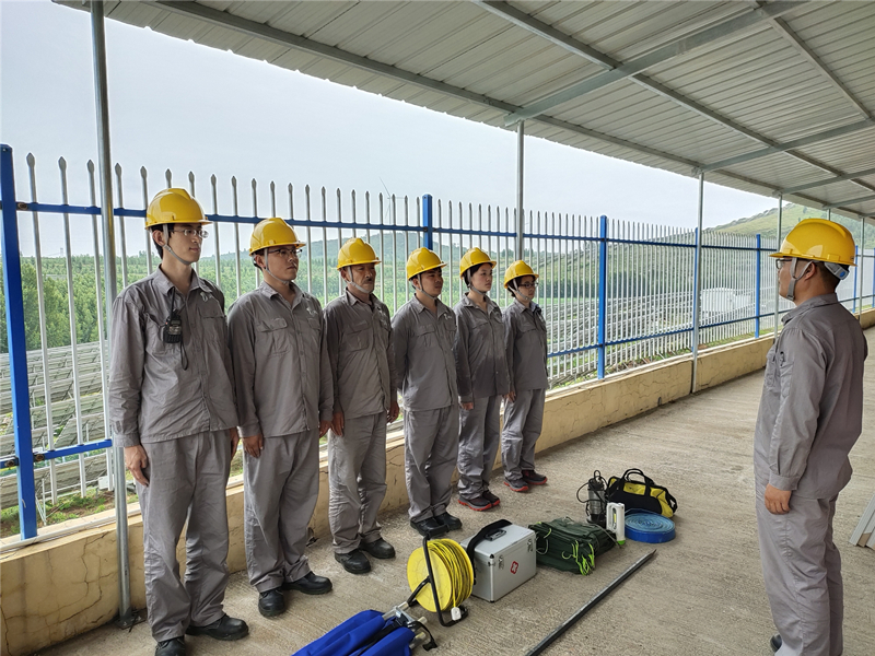 【伟德国际1949】中穆电站开展触电事故专项应急演练1压缩版.jpg