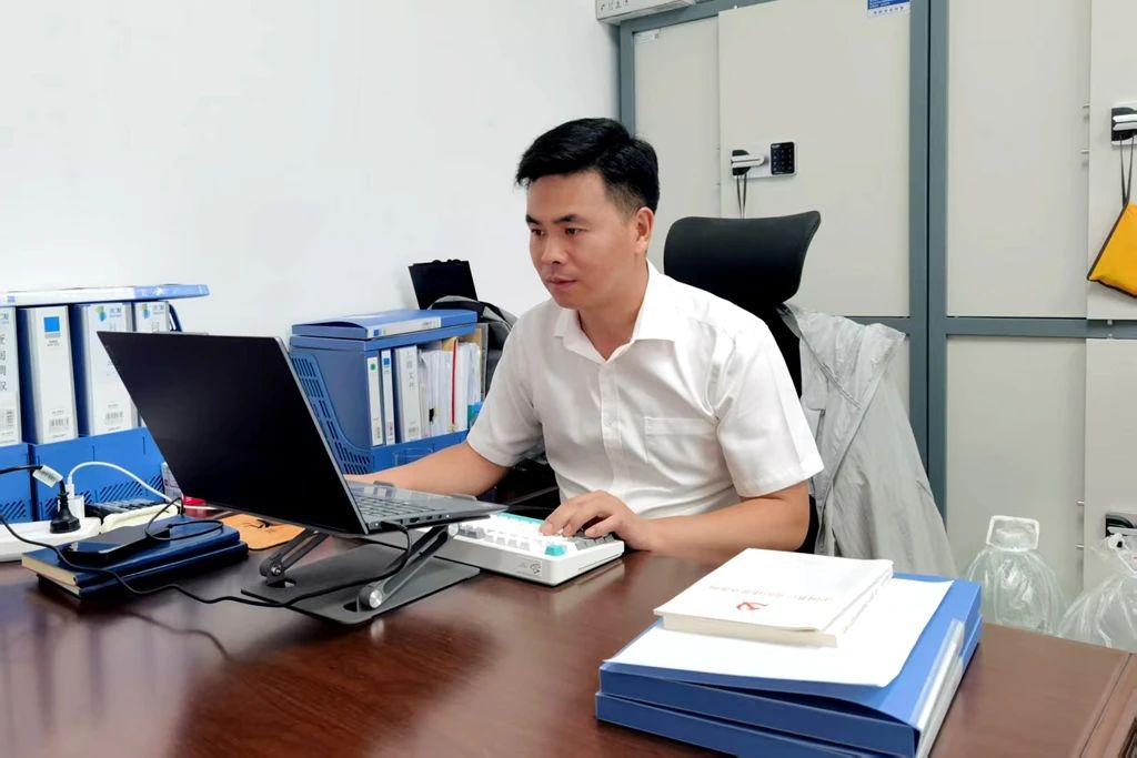 1754286880380282.jpg 6高振栋.jpg